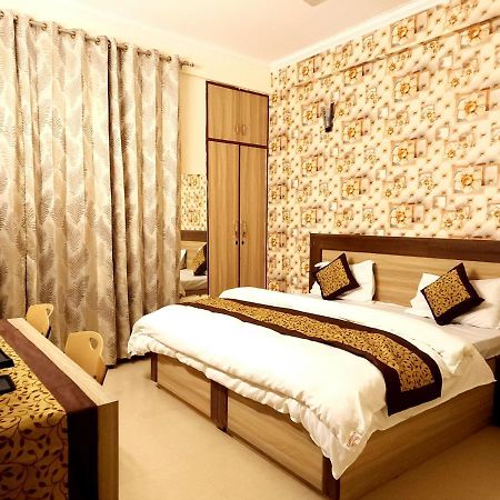 Hotel Sun Haven 그레이터 노이다 외부 사진