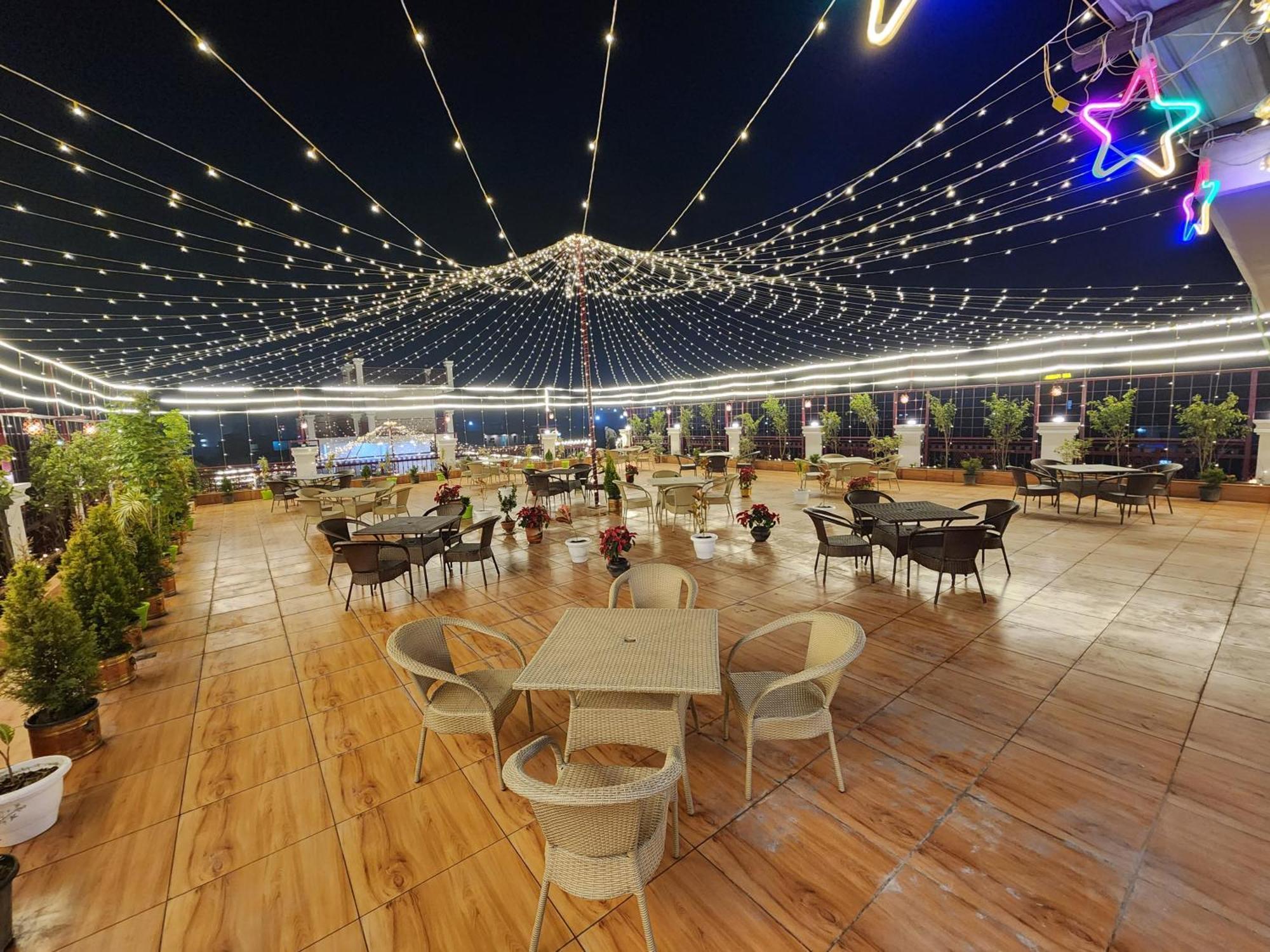 Hotel Sun Haven 그레이터 노이다 외부 사진